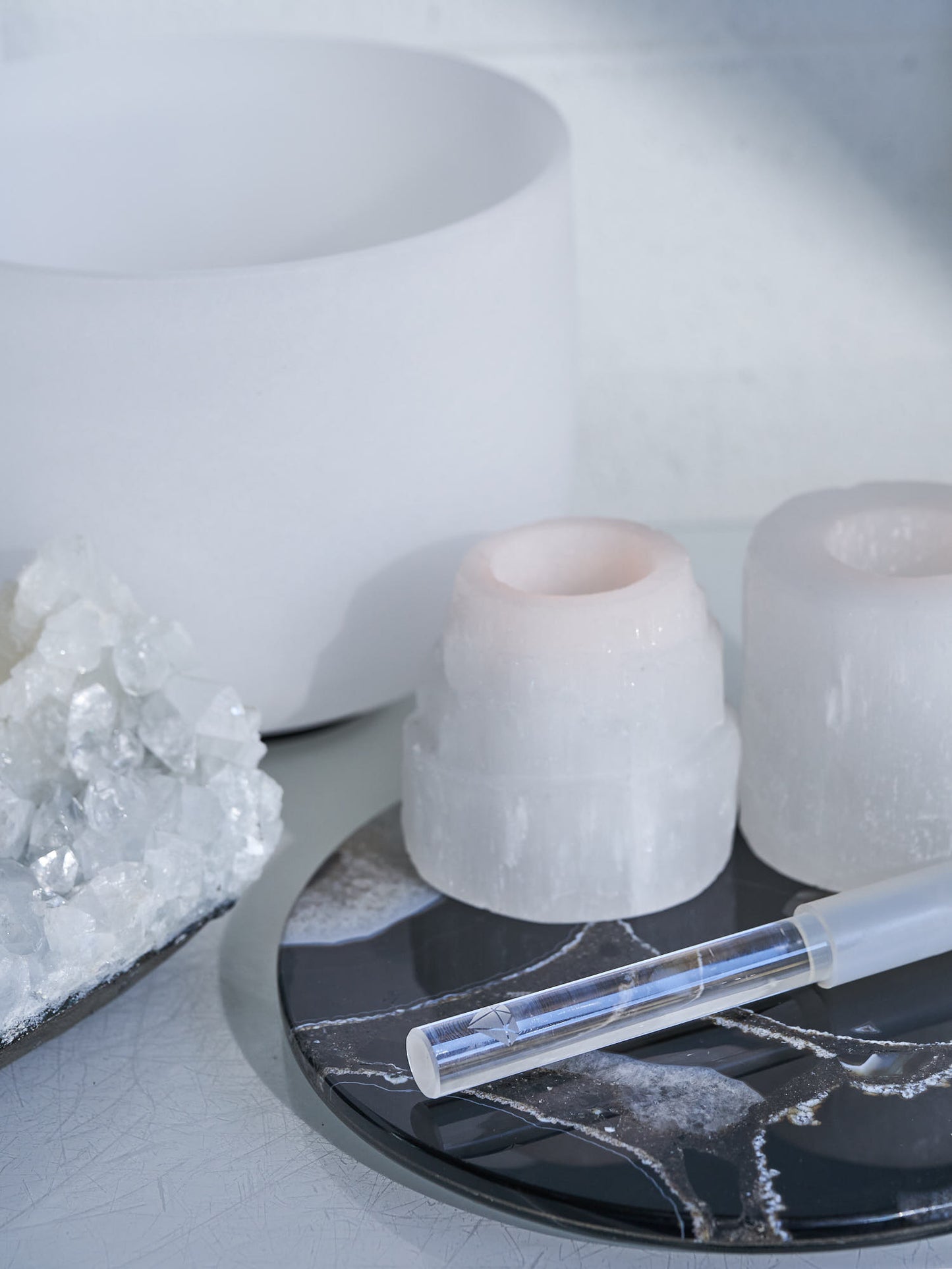 Crystal Singing Bowl w/ Vegan Stick (Crown Chakra / B Note)