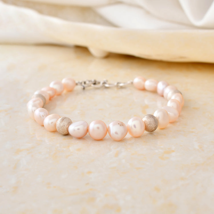 Frosted Bead Pearl Bracelet