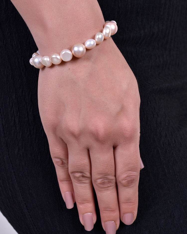 Divine Beauty Pearl  Bracelet