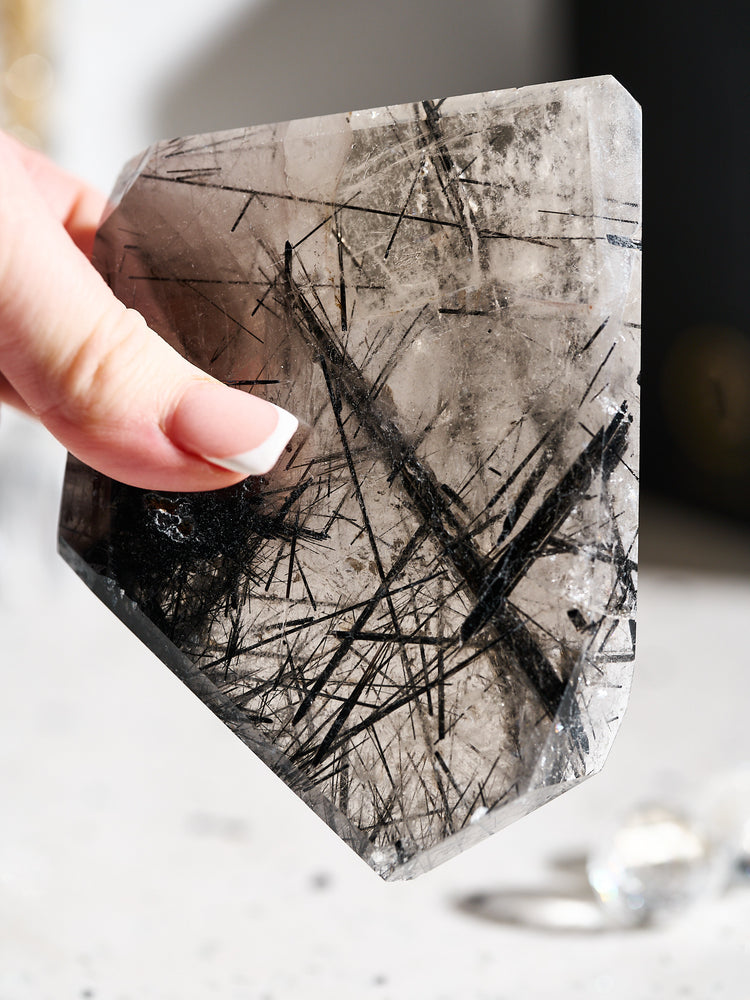 Black Tourmilanated Quartz Slab 262g