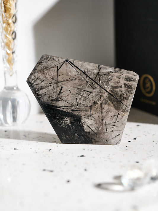 Black Tourmilanated Quartz Slab 266g