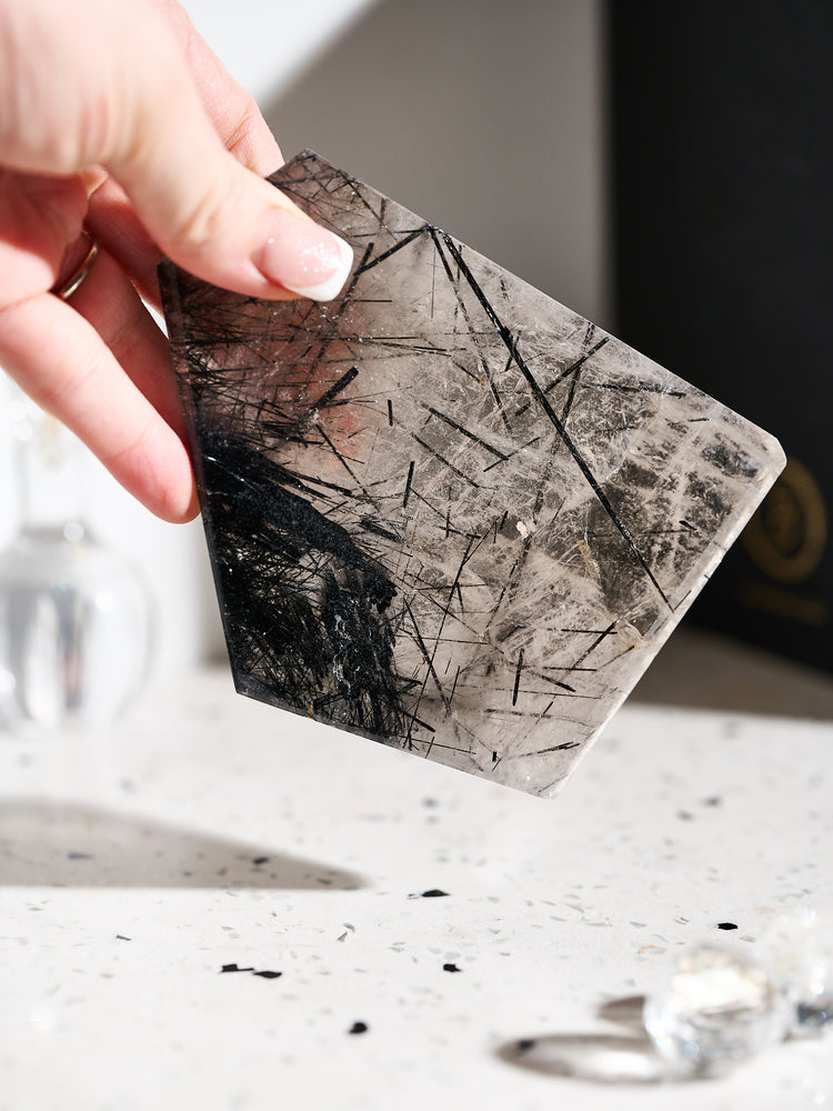 Black Tourmilanated Quartz Slab 266g