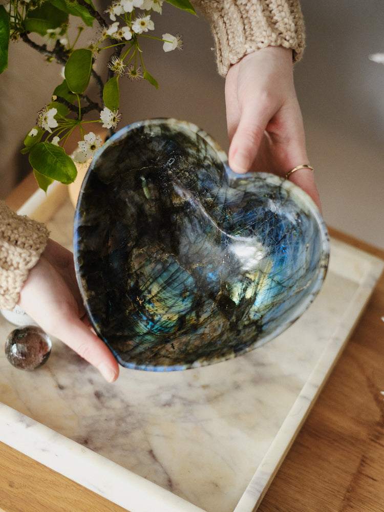 AA Labradorite Heart Bowl