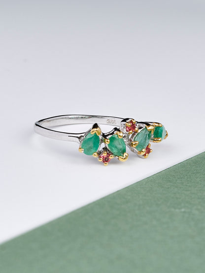 Princess Harmony Emerald Ring