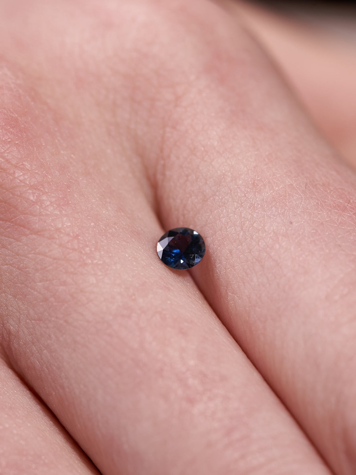 Colbalt Sapphire Gemstone - Brilliant 0.35ct