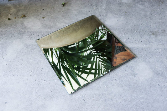 Mirrored Trays: Square