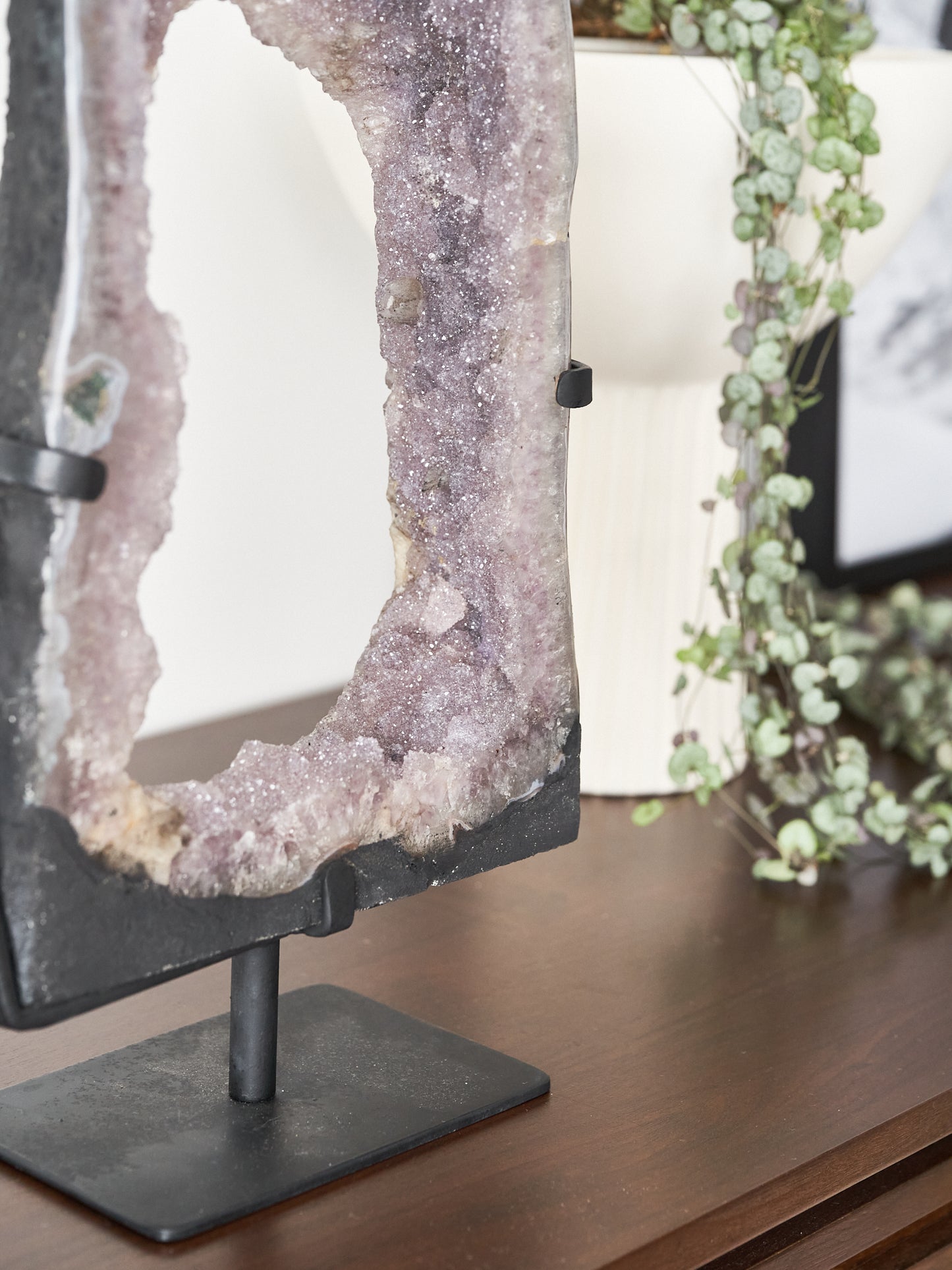 Amethyst Jaws Geode on Stand 7.67kg