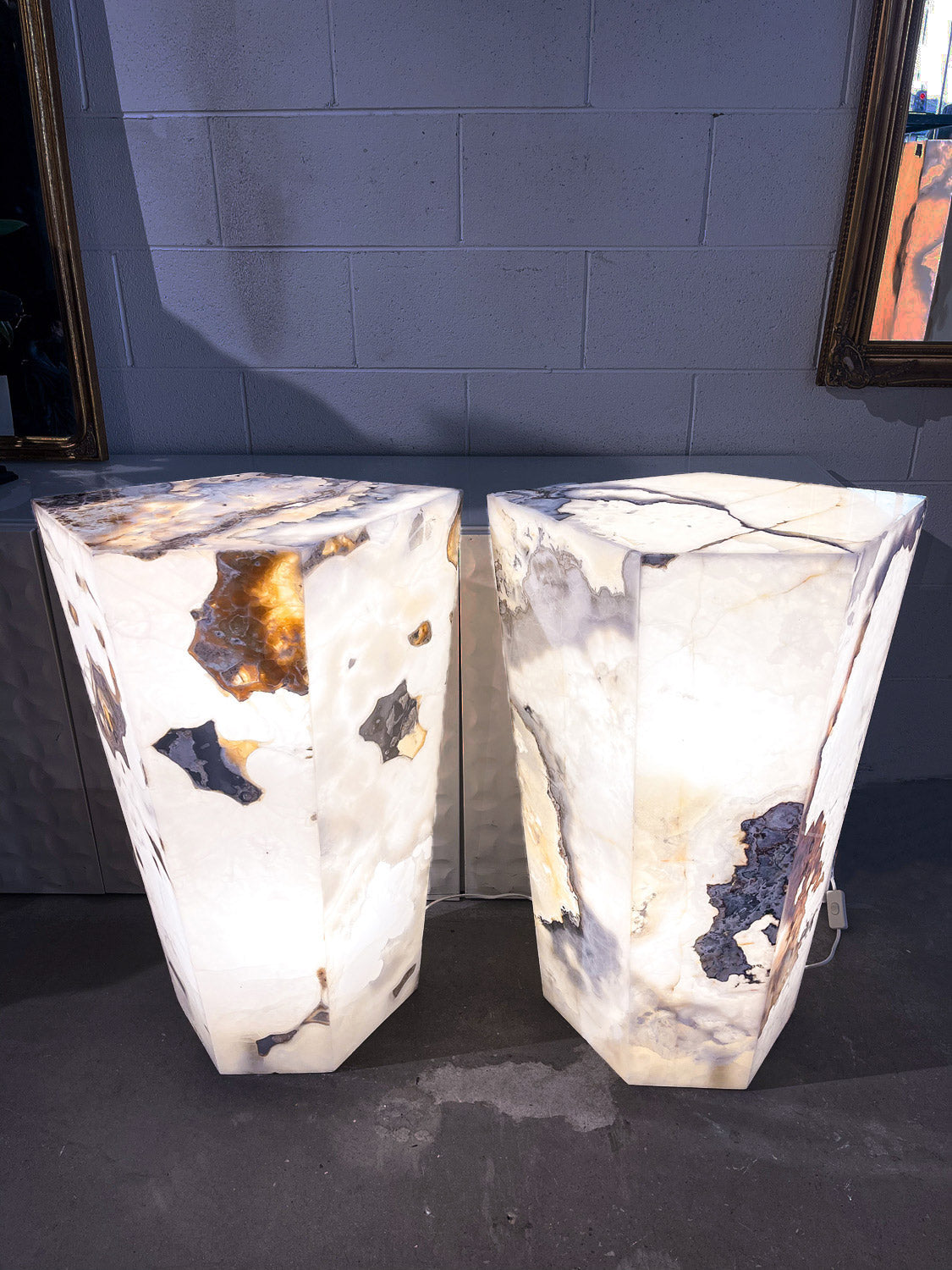 Naca Crystal Calcite Lamp Plinth 74cm