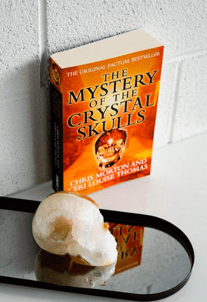 The Mystery of the Crystal Skulls by Morton C & Thomas C